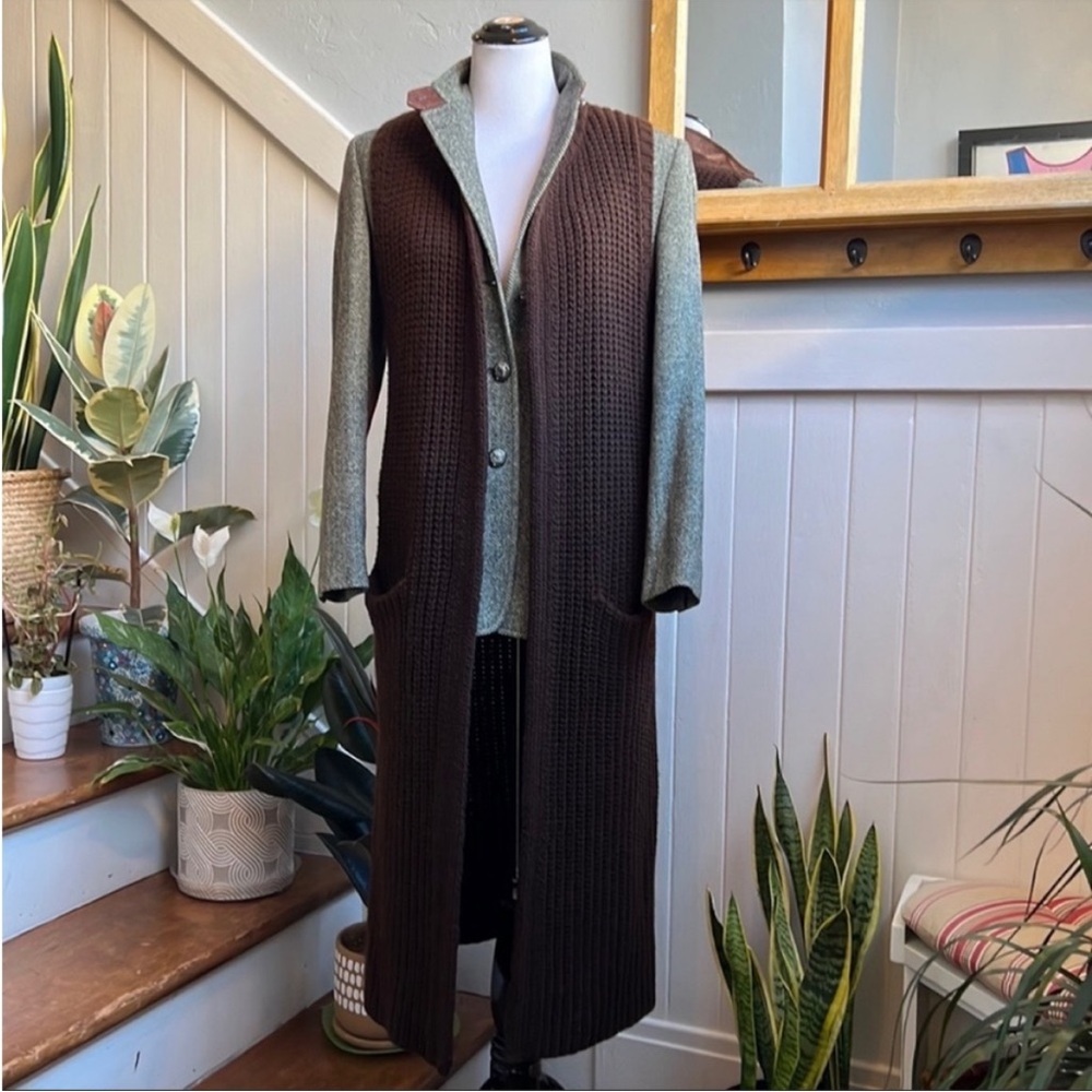 Like New Ralph Lauren Collection. Purple Label 100% cashmere Long Vest Coat